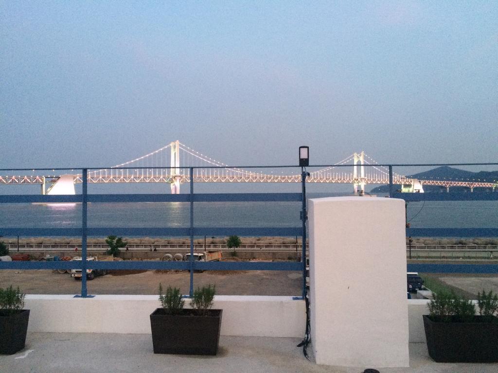 Bexco Hostel B&B Busan Extérieur photo