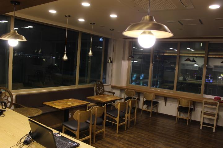 Bexco Hostel B&B Busan Extérieur photo